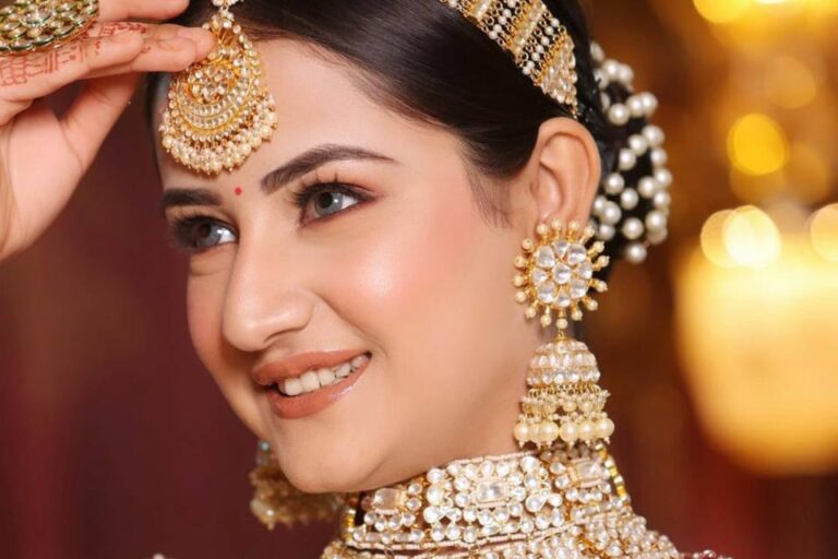 Best Makeup Artist in Noida