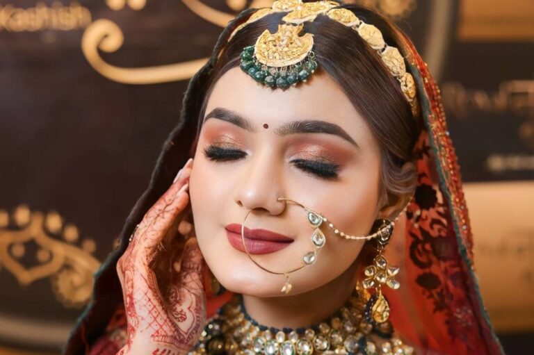 Top Makeup Artist in Greater Noida